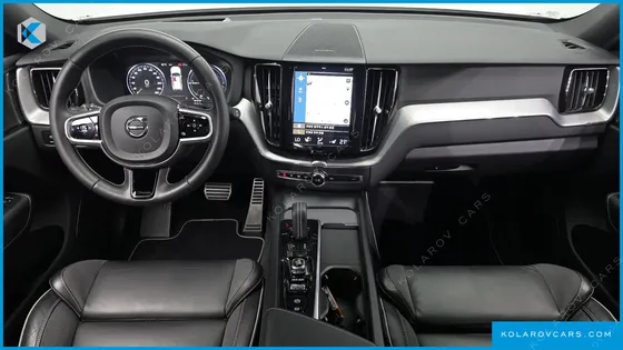 VOLVO XC60 T8 R-DESIGN