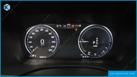 VOLVO XC60 T8 R-DESIGN