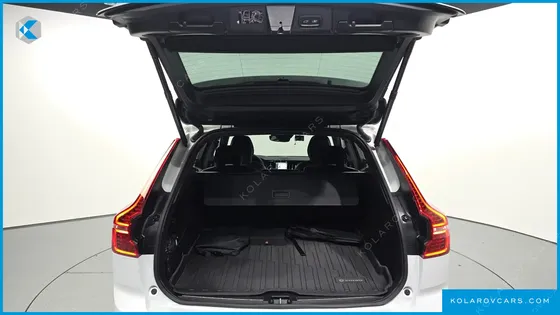 VOLVO XC60 T8 R-DESIGN