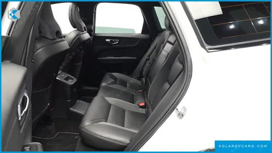 VOLVO XC60 T8 R-DESIGN