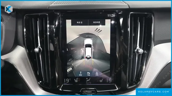 VOLVO XC60 T8 R-DESIGN
