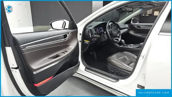 HYUNDAI GRANDEUR 3.0 LPI EXCLUSIVE (RENTAL CAR)