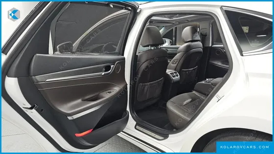 HYUNDAI GRANDEUR 3.0 LPI EXCLUSIVE (RENTAL CAR)