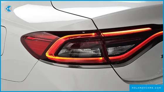 HYUNDAI GRANDEUR 3.0 LPI EXCLUSIVE (RENTAL CAR)
