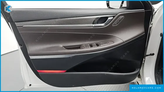 HYUNDAI GRANDEUR 3.0 LPI EXCLUSIVE (RENTAL CAR)