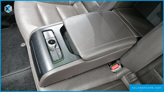 HYUNDAI GRANDEUR 3.0 LPI EXCLUSIVE (RENTAL CAR)
