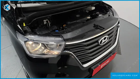HYUNDAI STAREX WAGON 12-SEATER
