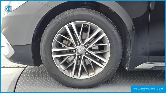 HYUNDAI GRANDEUR 3.0 LPI MODERN (RENTAL CAR)