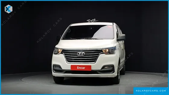 HYUNDAI STAREX VAN 3-SEATER