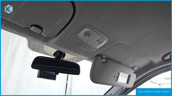 HYUNDAI STAREX VAN 3-SEATER