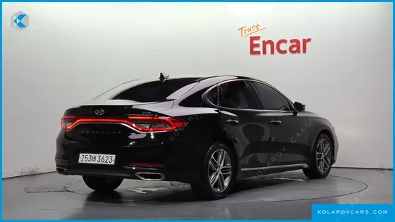 HYUNDAI GRANDEUR 2.2 DIESEL PREMIUM