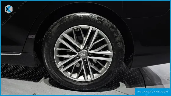 HYUNDAI GRANDEUR 2.4 PREMIUM
