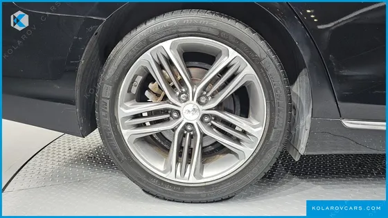 HYUNDAI GRANDEUR 3.0 PREMIUM
