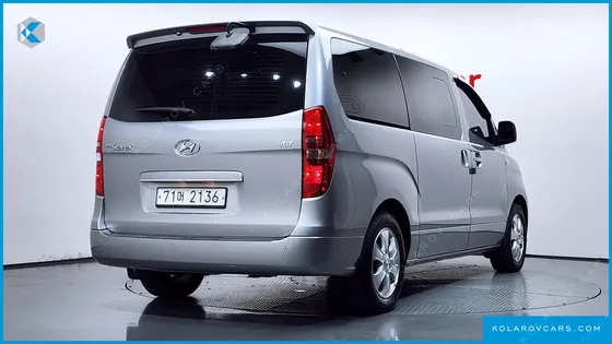 HYUNDAI STAREX WAGON 11-SEATER