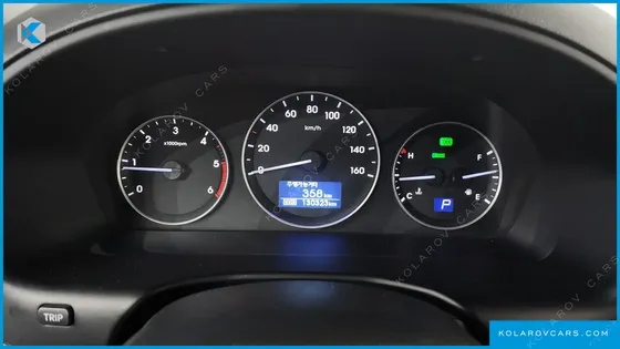 HYUNDAI STAREX WAGON 11-SEATER
