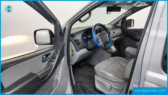 HYUNDAI STAREX WAGON 11-SEATER