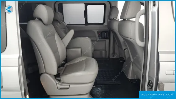 HYUNDAI STAREX WAGON 11-SEATER
