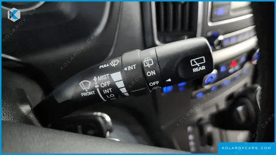 HYUNDAI STAREX WAGON 11-SEATER