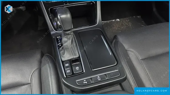 HYUNDAI GRANDEUR 2.4 PREMIUM