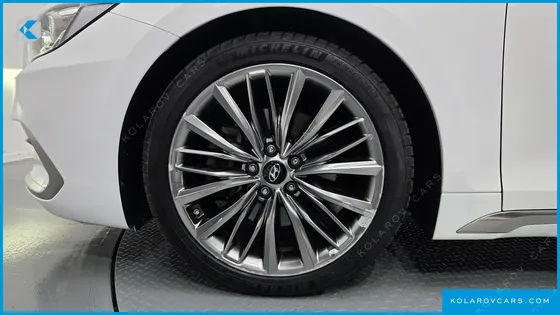 HYUNDAI GRANDEUR 2.4 PREMIUM