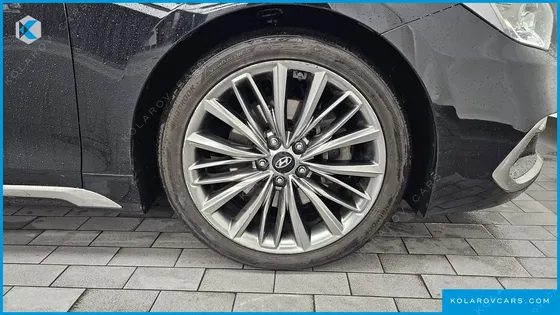 HYUNDAI GRANDEUR 2.4 PREMIUM
