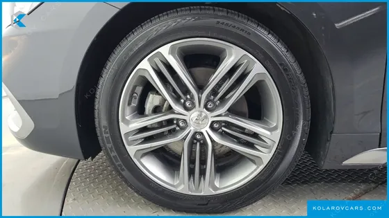 HYUNDAI GRANDEUR 3.0 EXCLUSIVE