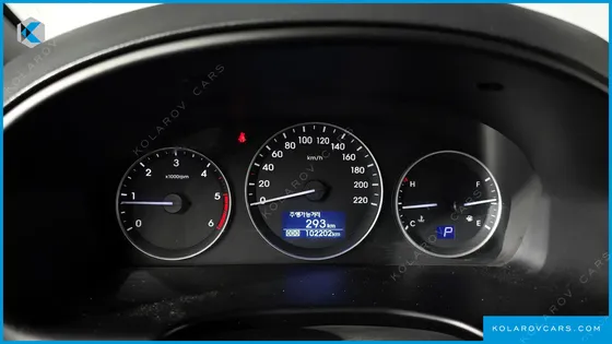 HYUNDAI STAREX VAN 3-SEATER