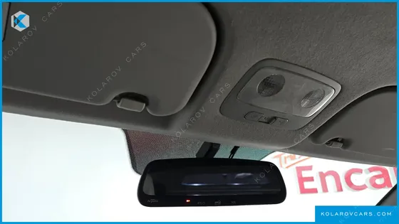 HYUNDAI STAREX VAN 3-SEATER