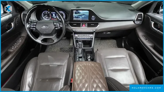 HYUNDAI GRANDEUR 2.2 DIESEL PREMIUM