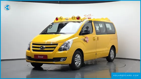 HYUNDAI STAREX WAGON 12-SEATER