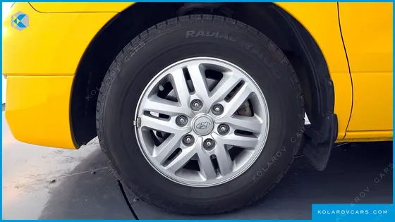 HYUNDAI STAREX WAGON 12-SEATER