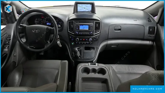 HYUNDAI STAREX WAGON 12-SEATER