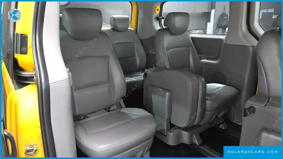 HYUNDAI STAREX WAGON 12-SEATER