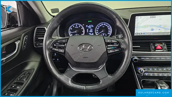 HYUNDAI GRANDEUR 2.4 PREMIUM