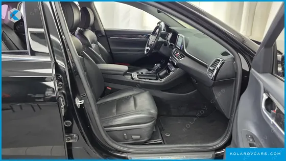 HYUNDAI GRANDEUR 3.0 LPI MODERN (RENTAL CAR)