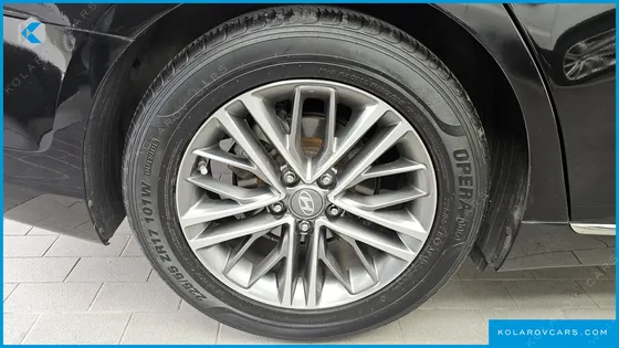 HYUNDAI GRANDEUR 3.0 LPI MODERN (RENTAL CAR)