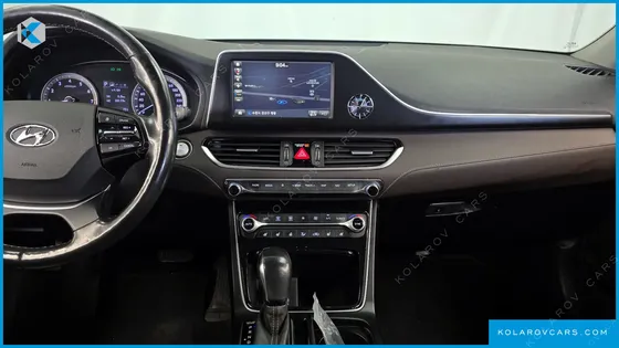 HYUNDAI GRANDEUR 3.0 LPI MODERN (RENTAL CAR)