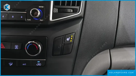 HYUNDAI STAREX VAN 5-SEATER