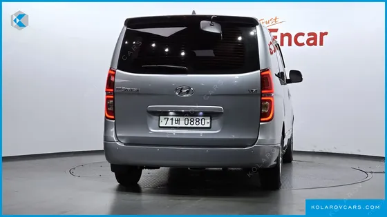 HYUNDAI STAREX WAGON 12-SEATER