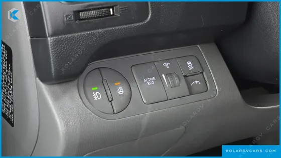 HYUNDAI STAREX WAGON 12-SEATER