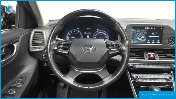 HYUNDAI GRANDEUR 3.0 LPI MODERN (RENTAL CAR)