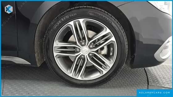 HYUNDAI GRANDEUR 3.0 PREMIUM