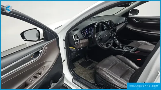 HYUNDAI GRANDEUR 2.2 DIESEL PREMIUM