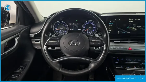 HYUNDAI GRANDEUR 3.0 LPI RENT CAR
