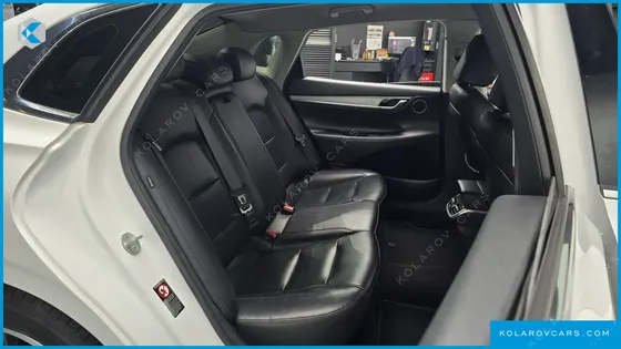HYUNDAI GRANDEUR 3.0 LPI RENT CAR