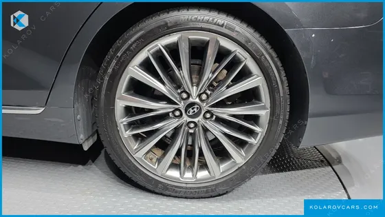 HYUNDAI GRANDEUR 2.4 PREMIUM