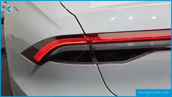 HYUNDAI GRANDEUR 3.0 LPI RENT CAR