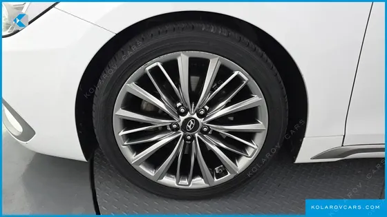 HYUNDAI GRANDEUR 2.4 PREMIUM