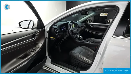 HYUNDAI GRANDEUR 2.4 PREMIUM
