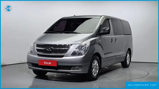 HYUNDAI STAREX 5-SEATER VAN